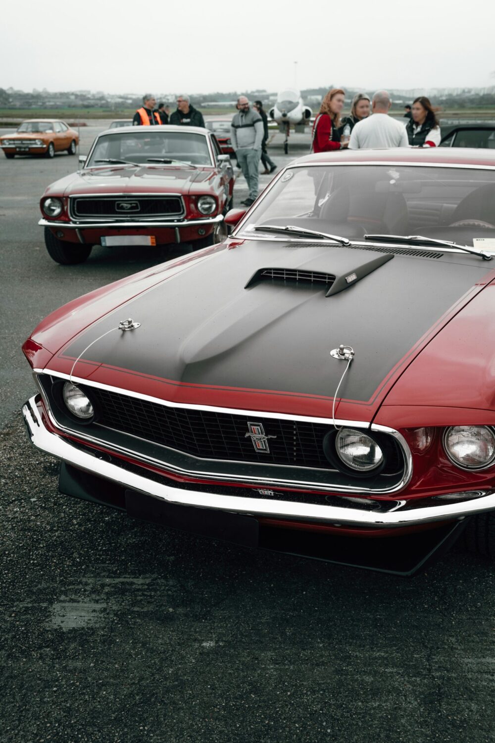 tiago-ferreira-oUavKmXU8QA-unsplash ford mustang
